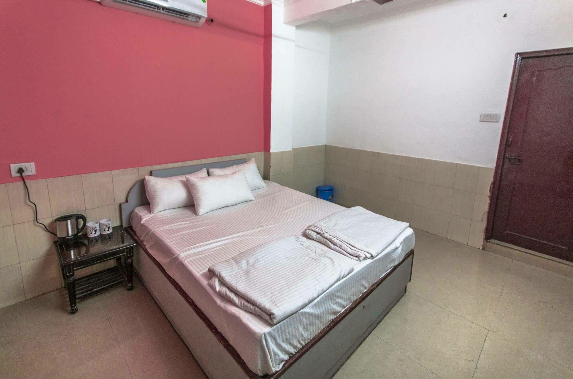 ניו דלהי Bunk Hostel Delhi מראה חיצוני תמונה